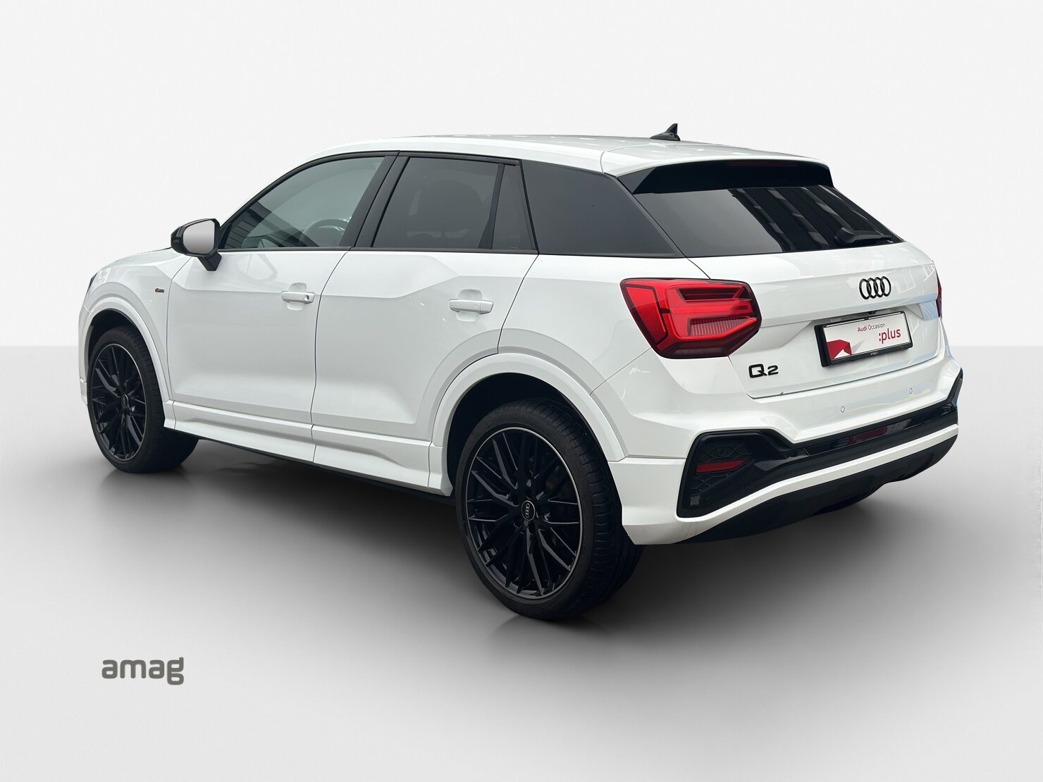 AUDI Q2 35 TFSI S line, Benzin, Occasion / Gebraucht, Automatik - 3