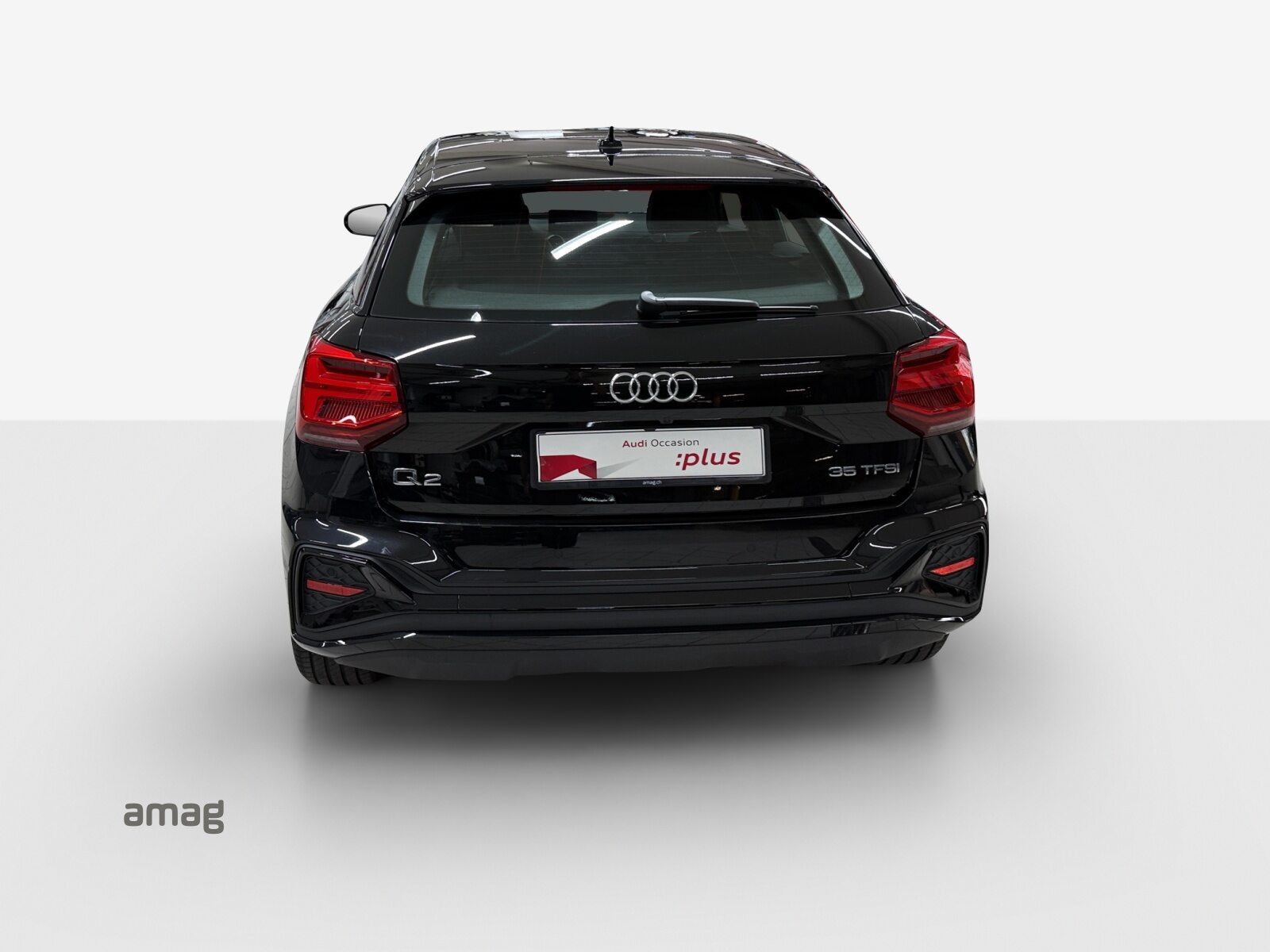AUDI Q2 35 TFSI S line, Benzin, Occasion / Gebraucht, Automatik - 4