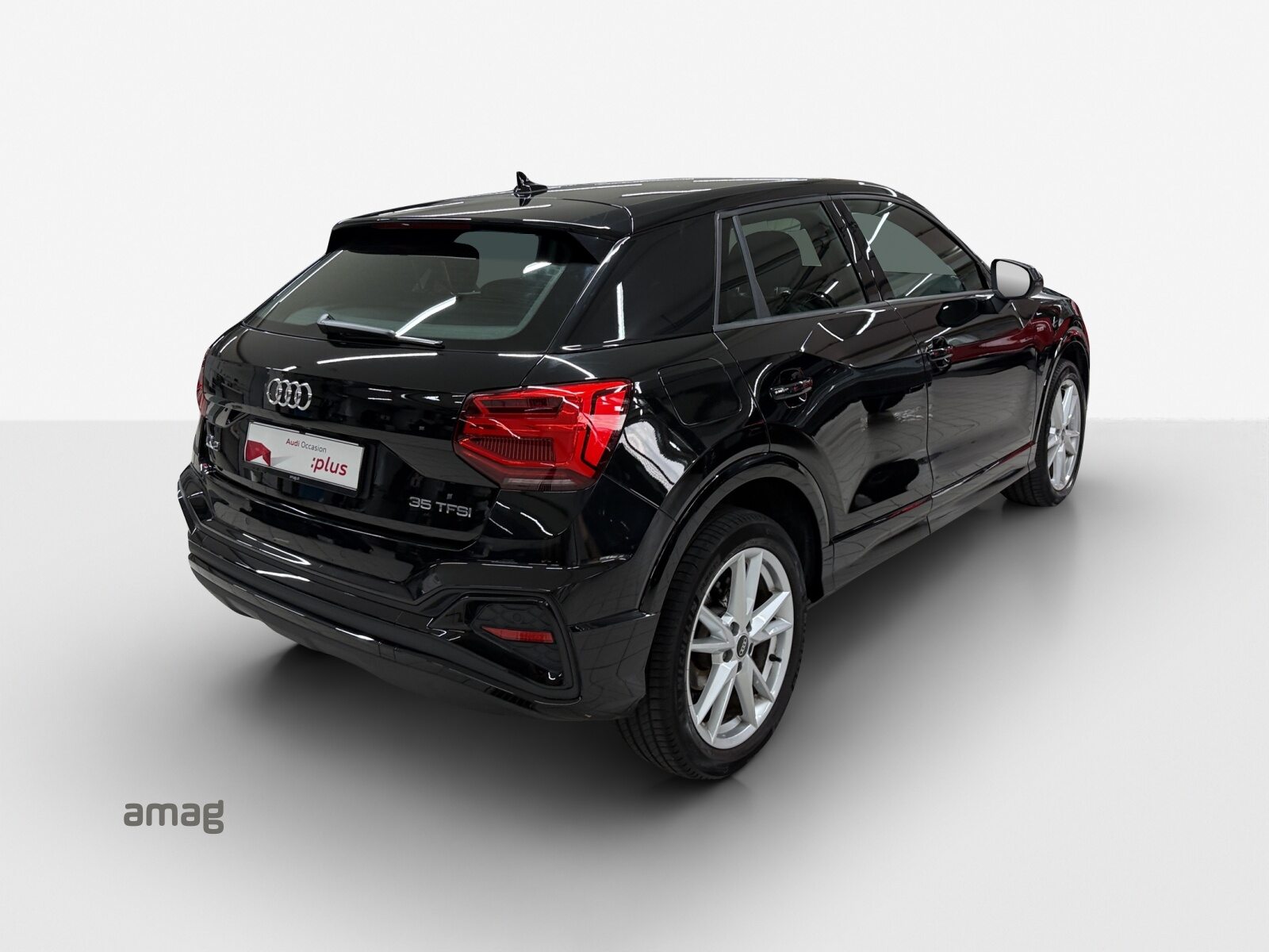 AUDI Q2 35 TFSI S line, Benzin, Occasion / Gebraucht, Automatik - 5