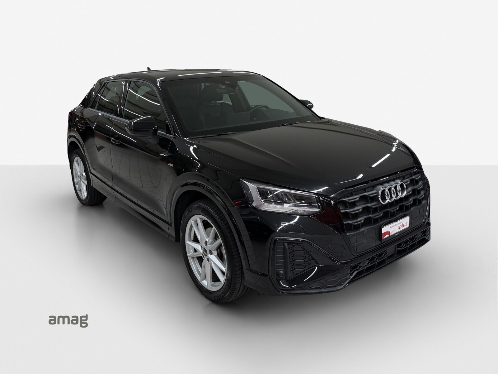 AUDI Q2 35 TFSI S line, Benzin, Occasion / Gebraucht, Automatik - 6