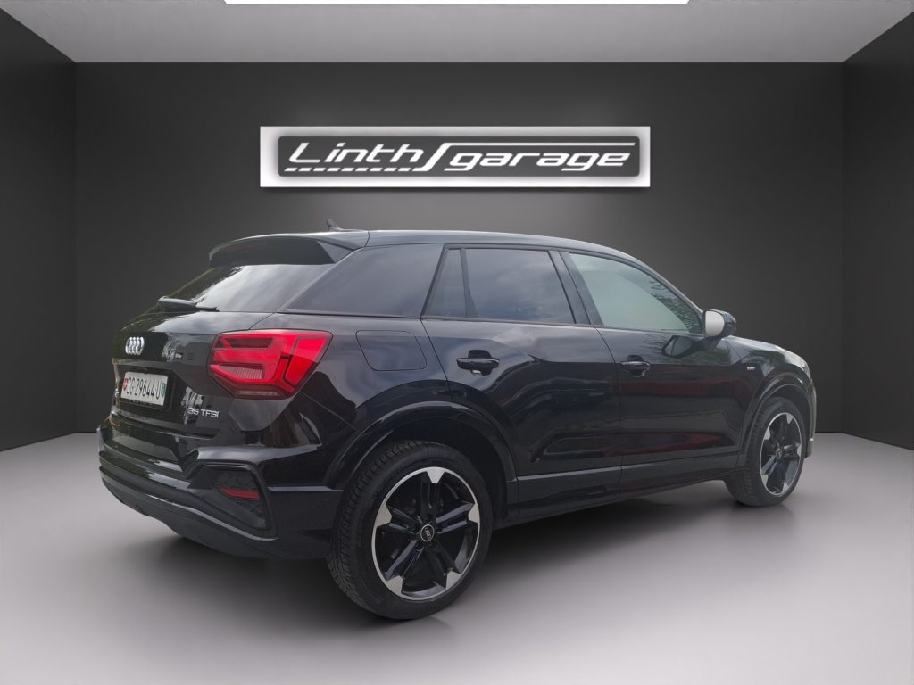 AUDI Q2 1.5 35 TFSI S Line S-Tronic, Petrol, Second hand / Used, Automatic - 3