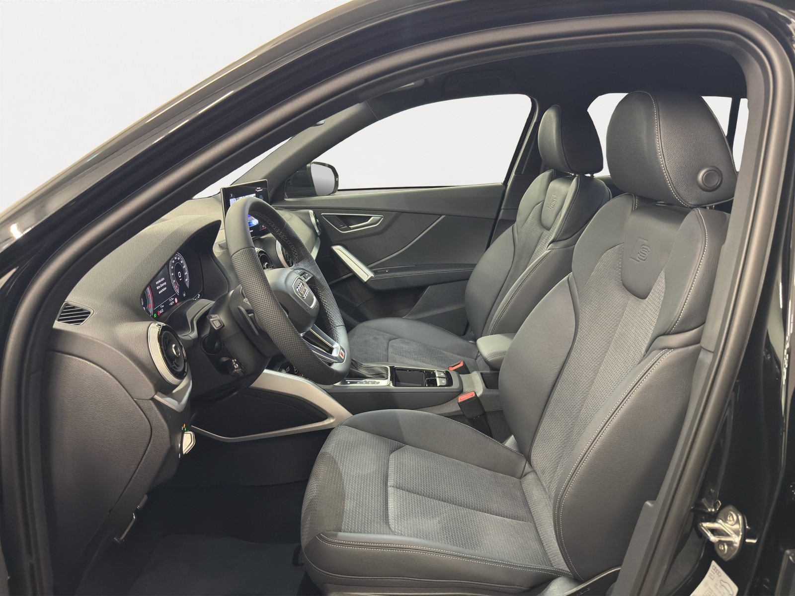 AUDI Q2 40 TFSI S line Attraction, Essence, Voiture de démonstration, Automatique - 5