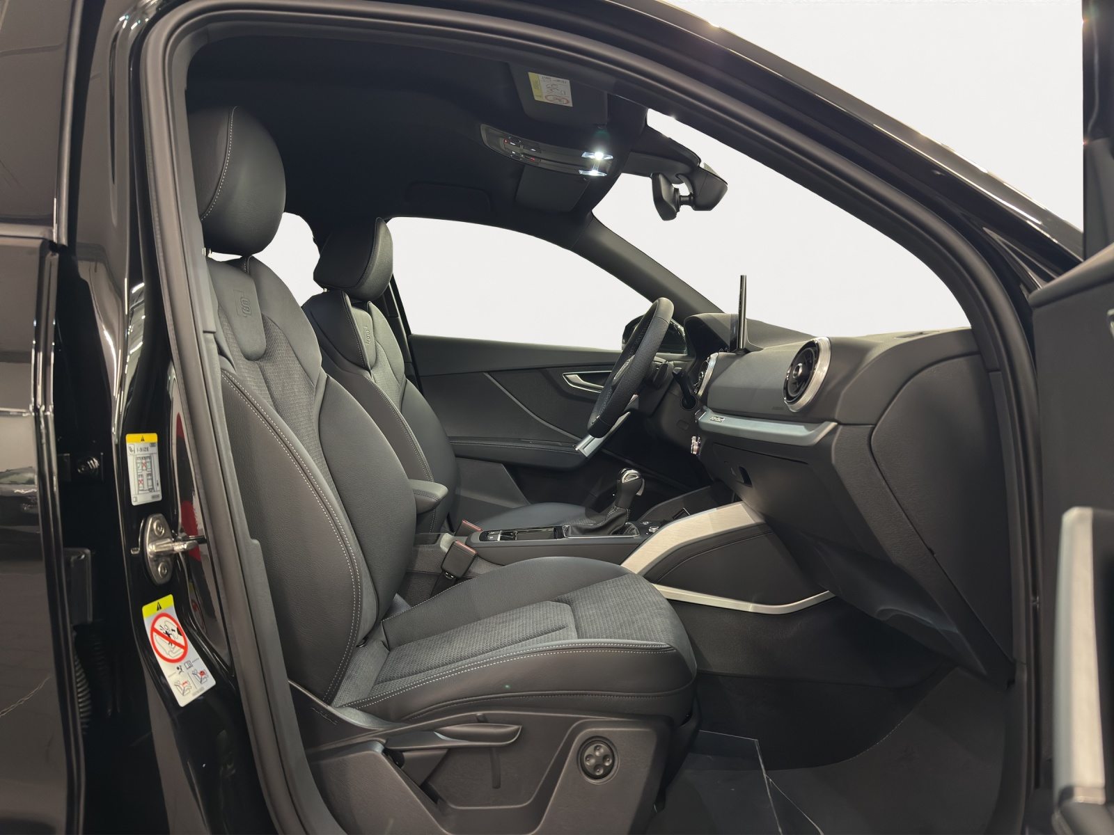 AUDI Q2 40 TFSI S line Attraction, Essence, Voiture de démonstration, Automatique - 7