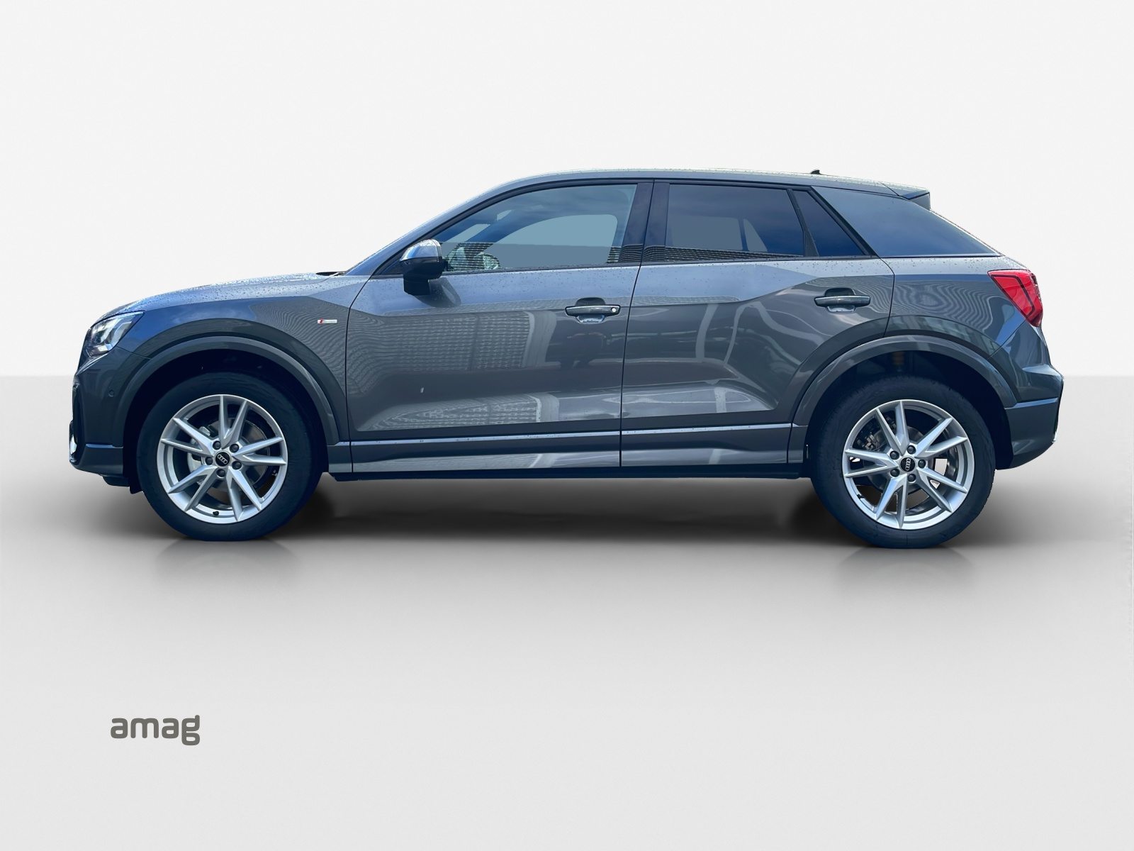 AUDI Q2 35 TFSI S line, Petrol, Ex-demonstrator, Automatic - 2
