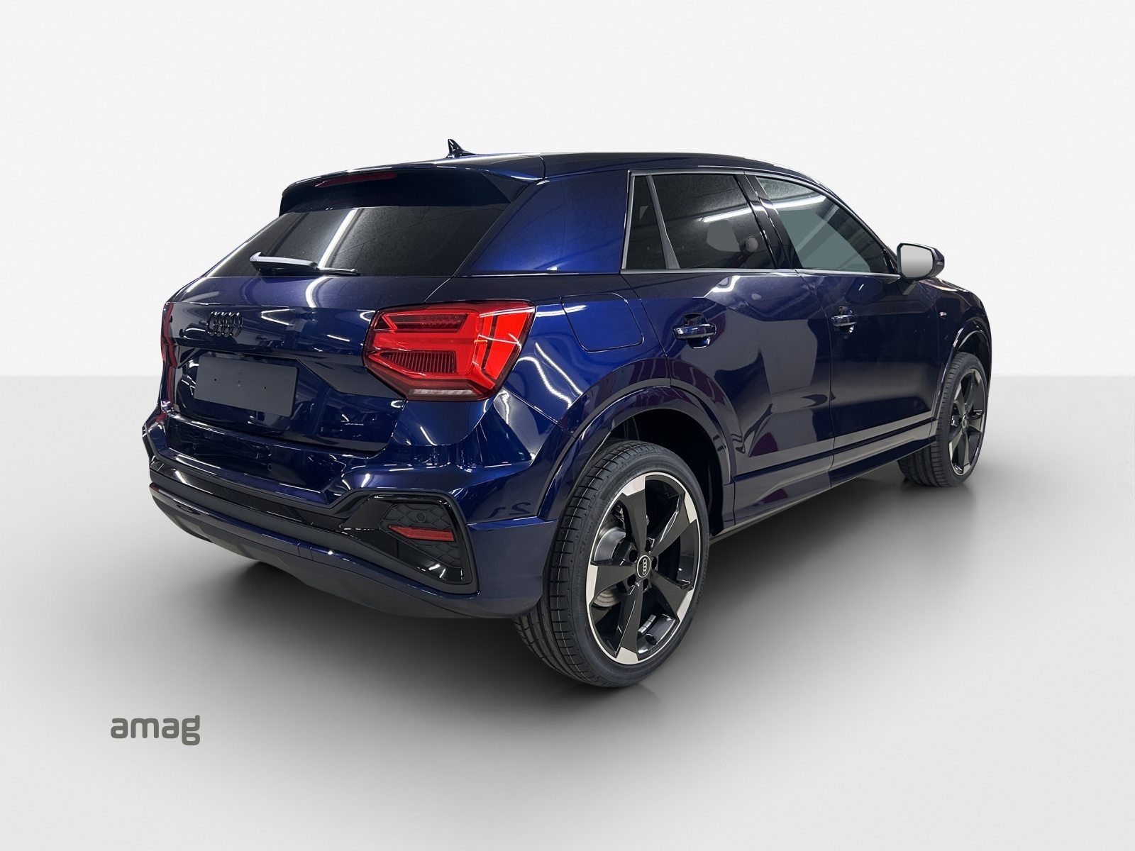 AUDI Q2 35 TFSI S line, Petrol, Ex-demonstrator, Automatic - 5
