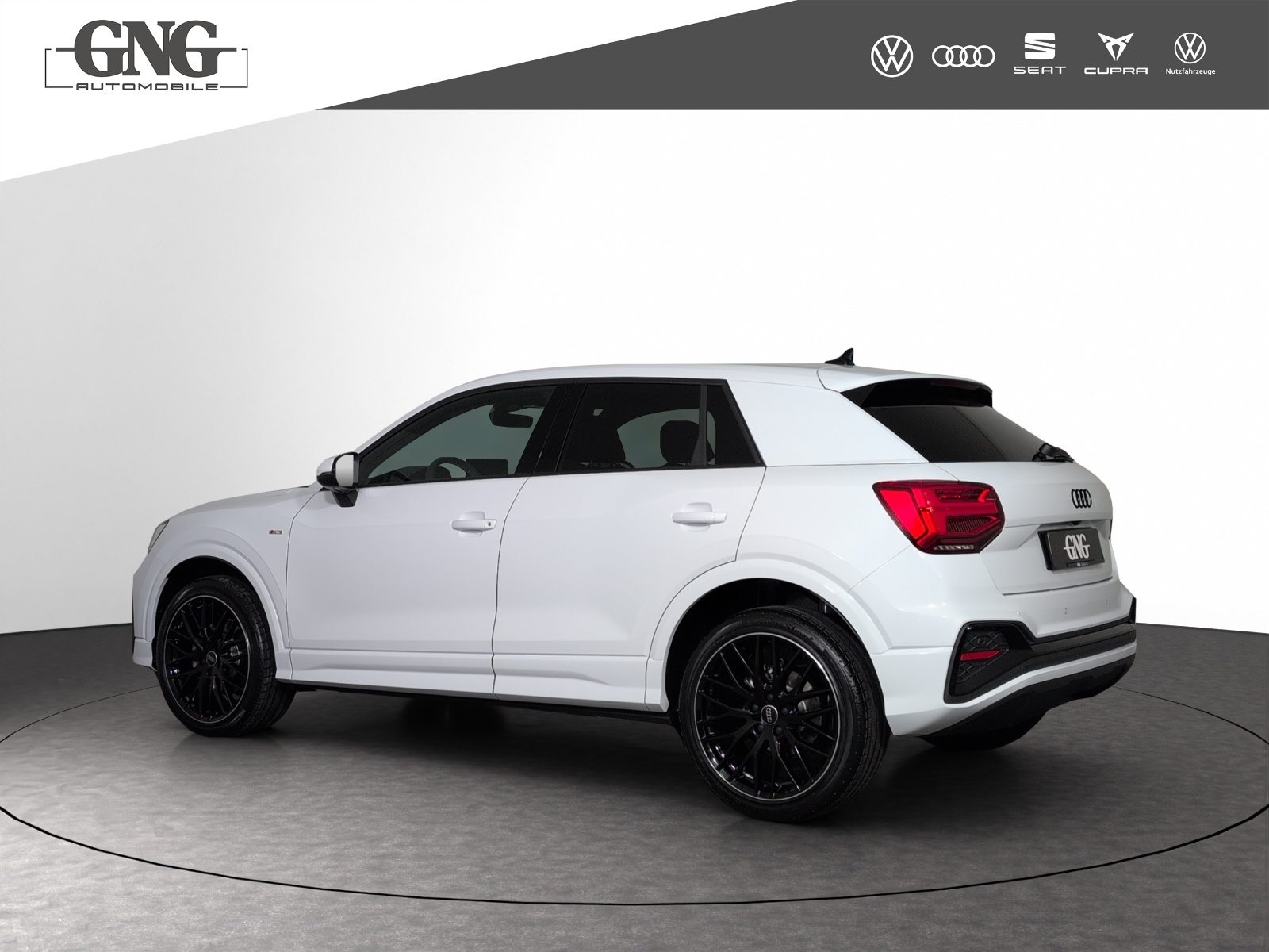 AUDI Q2 35 TFSI S line, Petrol, Ex-demonstrator, Automatic - 2