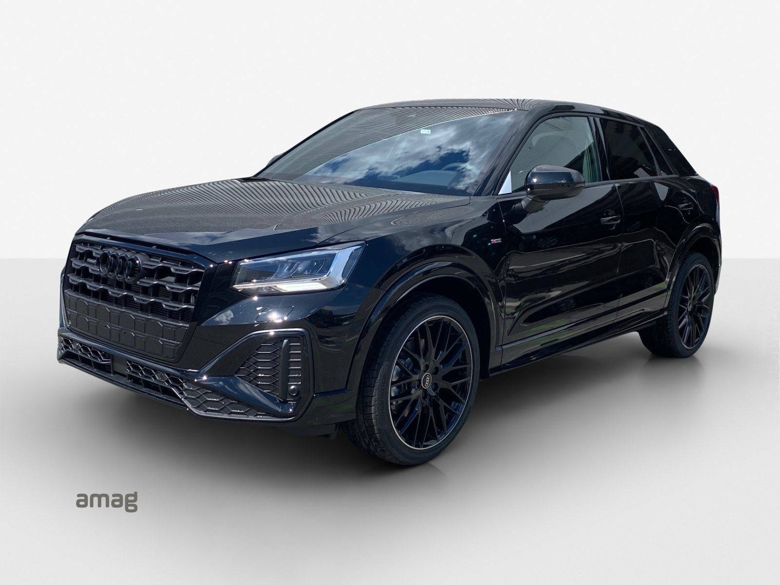 AUDI Q2 40 TFSI S line Attraction