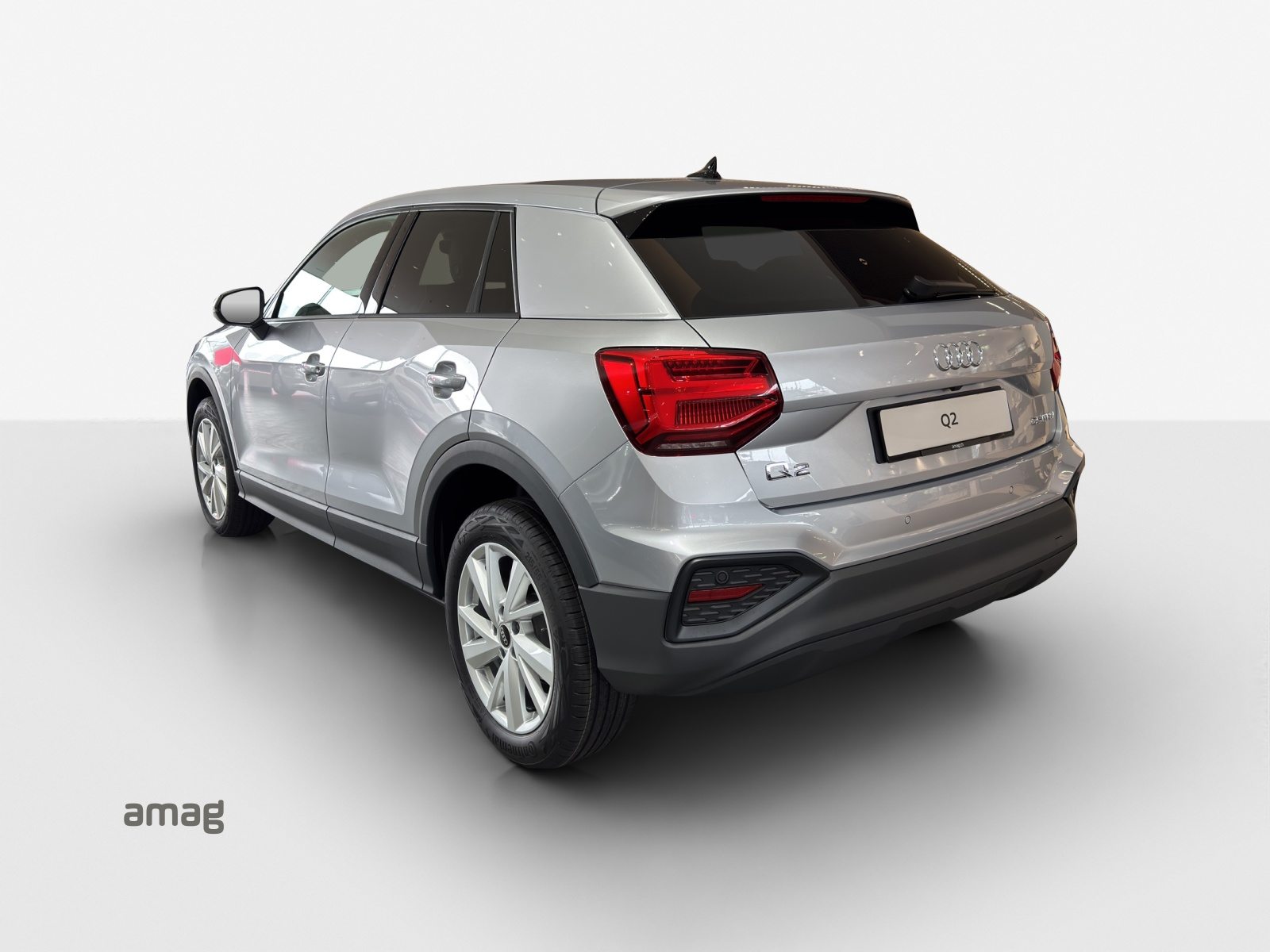 AUDI Q2 35 TFSI, Petrol, Automatic - 3