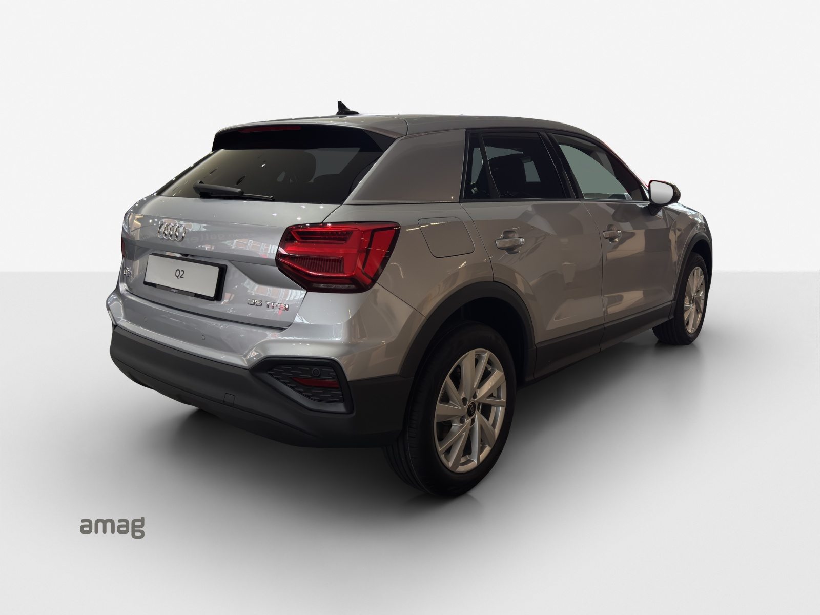 AUDI Q2 35 TFSI, Petrol, Automatic - 5