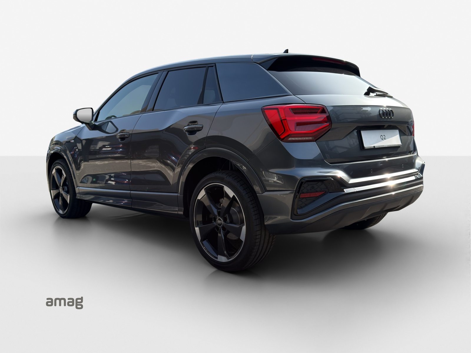 AUDI Q2 35 TFSI S line, Petrol, Automatic - 3