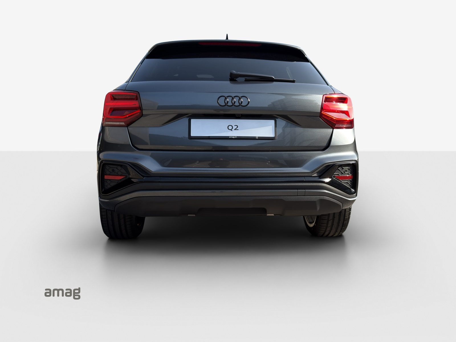 AUDI Q2 35 TFSI S line, Petrol, Automatic - 4