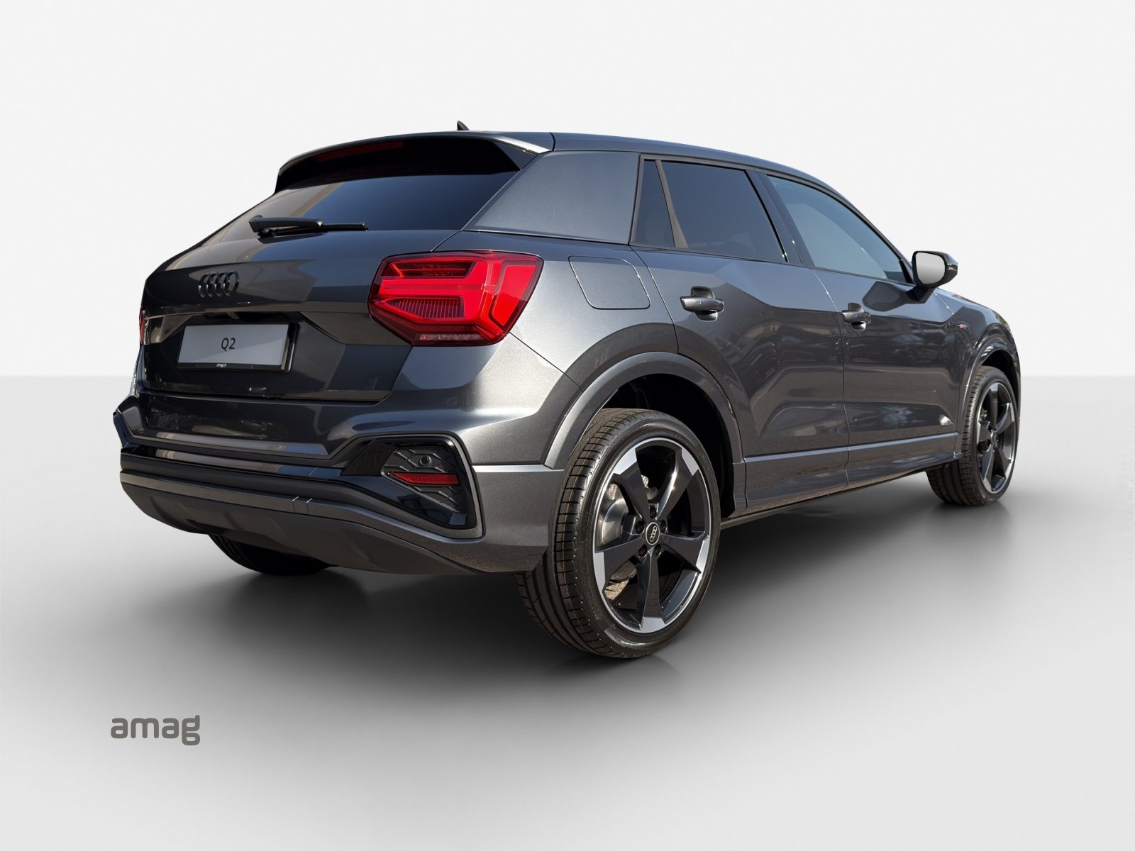 AUDI Q2 35 TFSI S line, Petrol, Automatic - 5