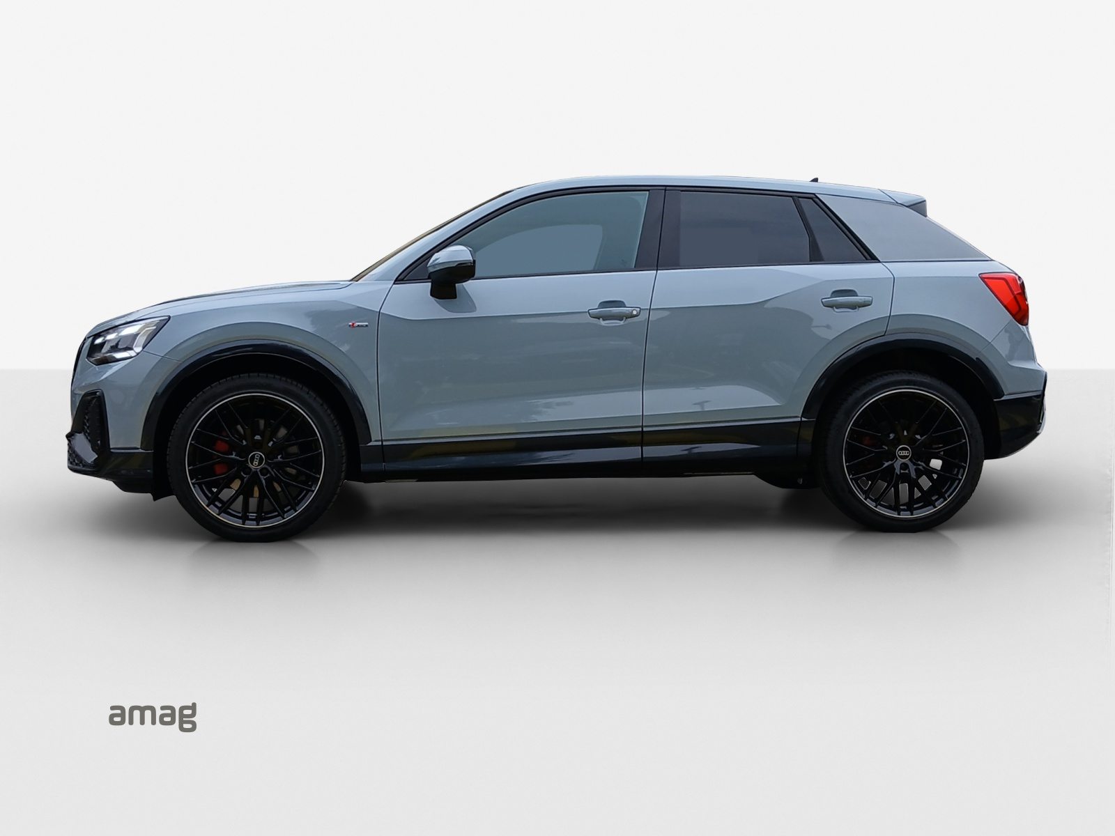 AUDI Q2 40 TFSI S line Attraction, Essence, Automatique - 2