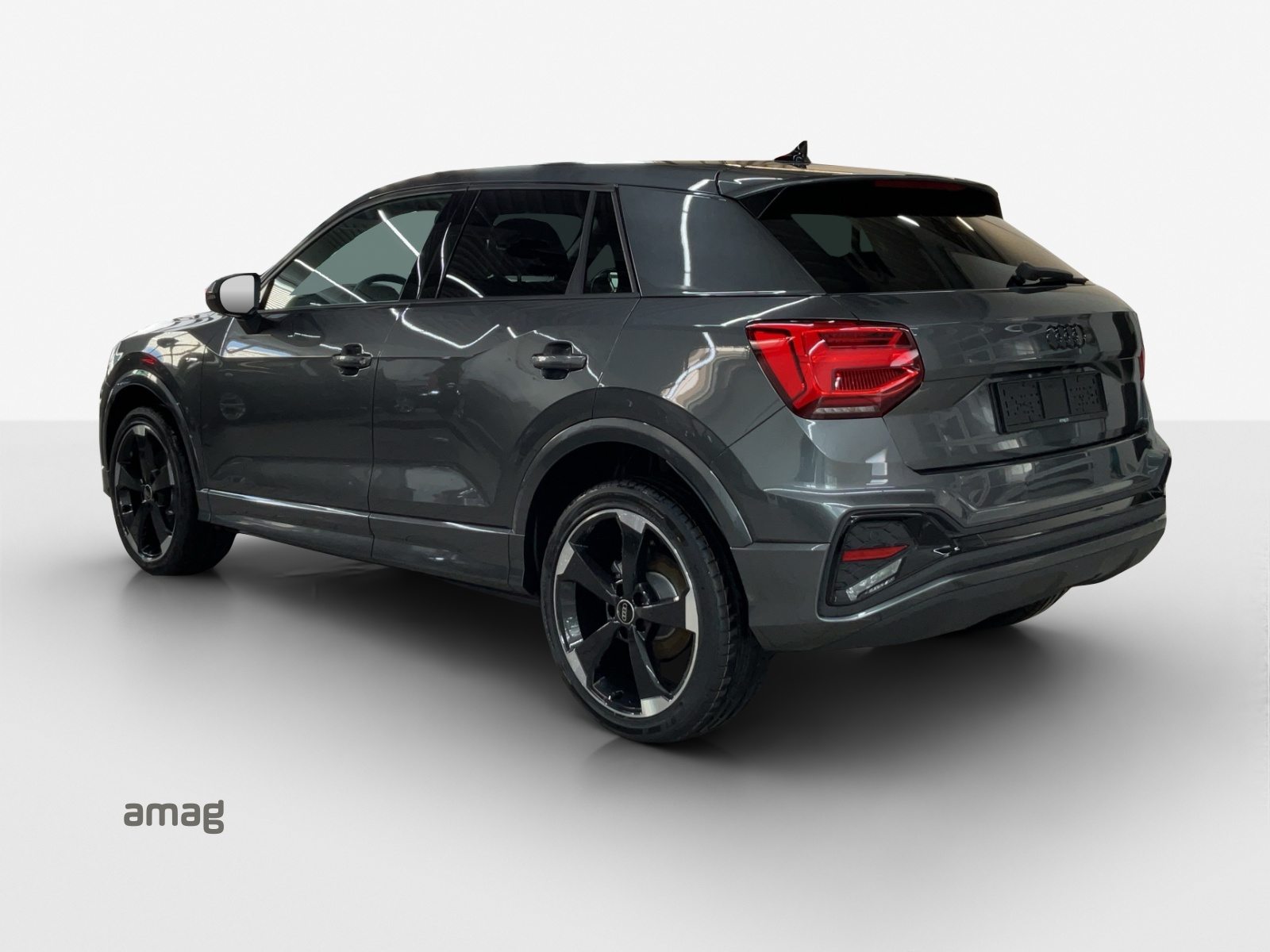 AUDI Q2 35 TFSI S line, Benzin, Automatik - 3