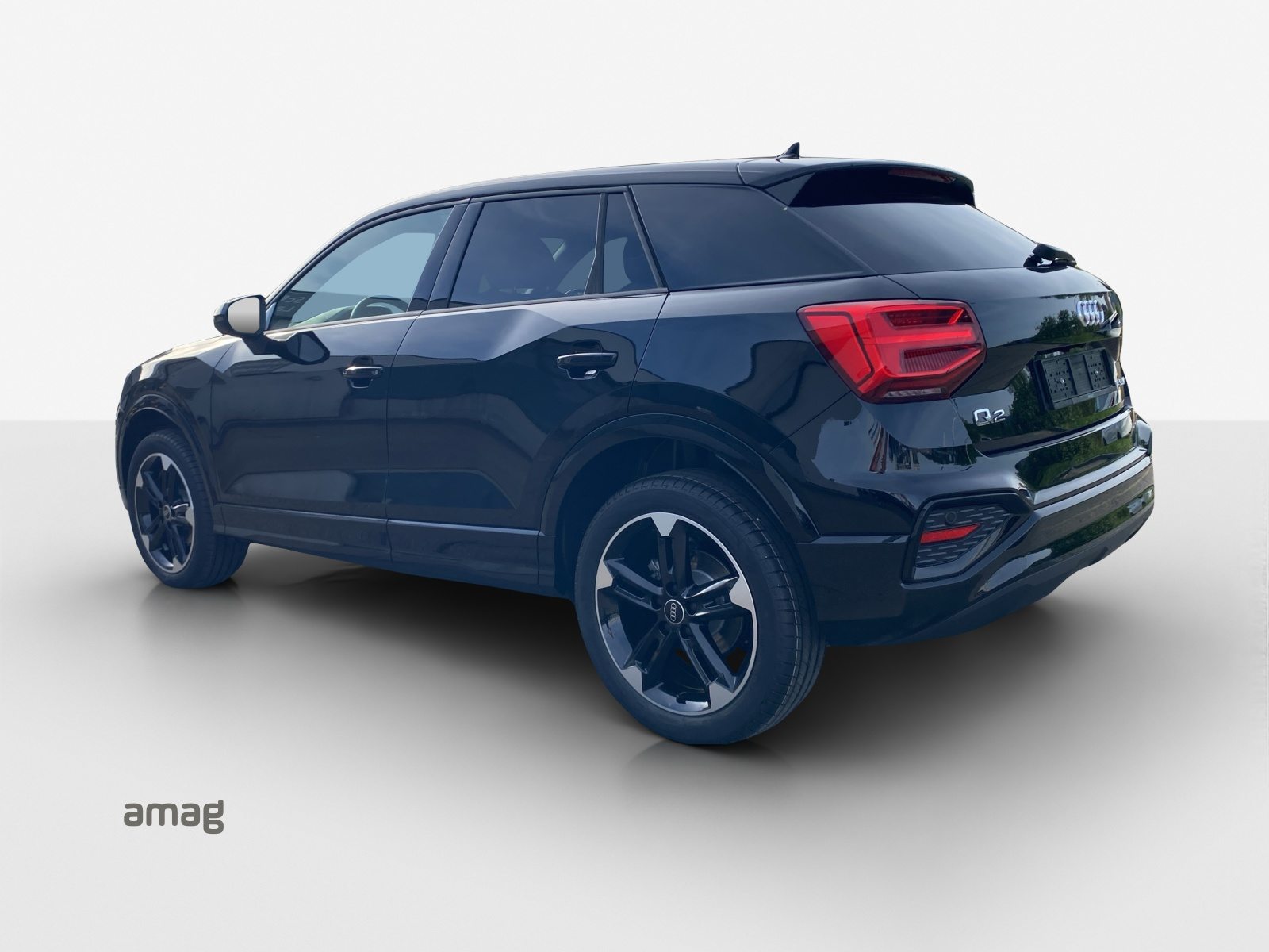 AUDI Q2 35 TFSI advanced, Benzin, Automatik - 3