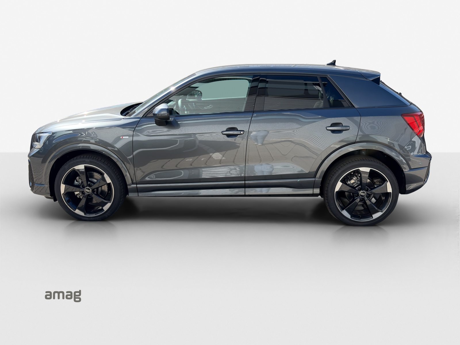 AUDI Q2 35 TFSI S line, Benzin, Automatik - 2