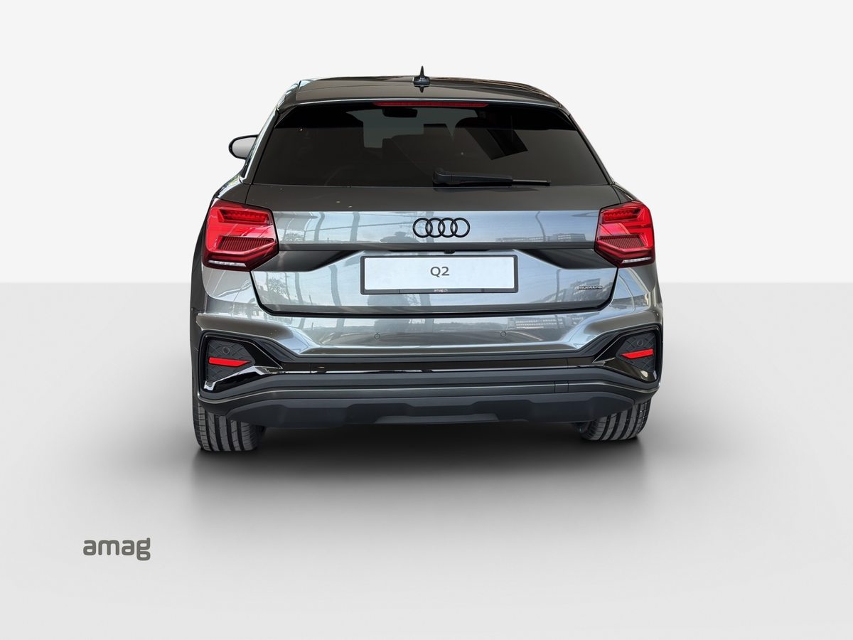 AUDI Q2 40 TFSI quattro S tronic, Petrol, New car, Automatic - 4
