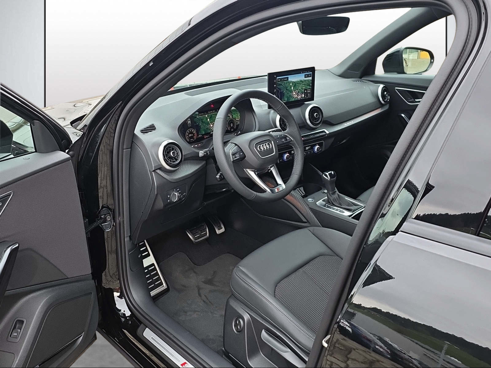 AUDI Q2 40 TFSI S line Attraction, Petrol, New car, Automatic - 6