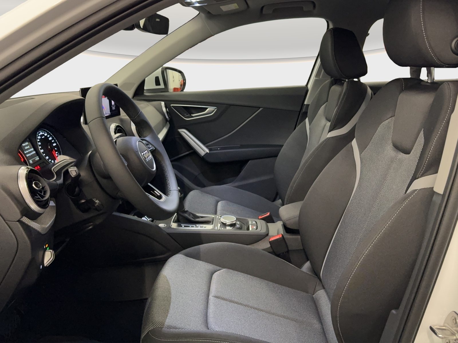 AUDI Q2 35 TDI advanced, Diesel, Occasion / Gebraucht, Automat - 5