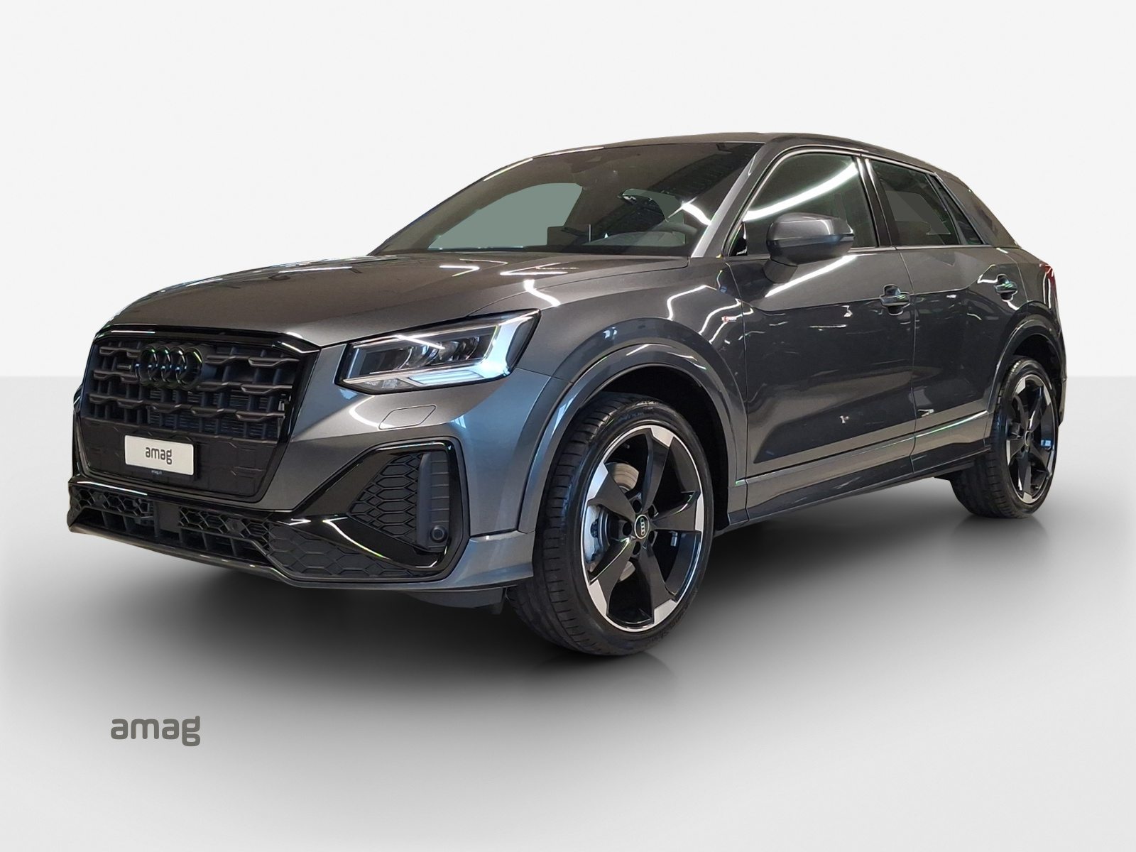 AUDI Q2 40 TFSI S line Attraction, Petrol, Second hand / Used, Automatic