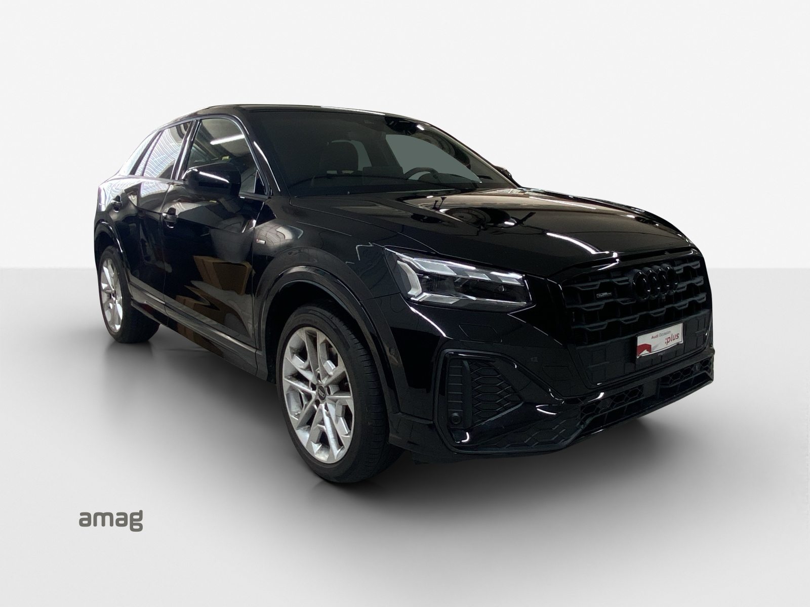 AUDI Q2 40 TFSI S line Attraction, Benzin, Occasion / Gebraucht, Automat - 6