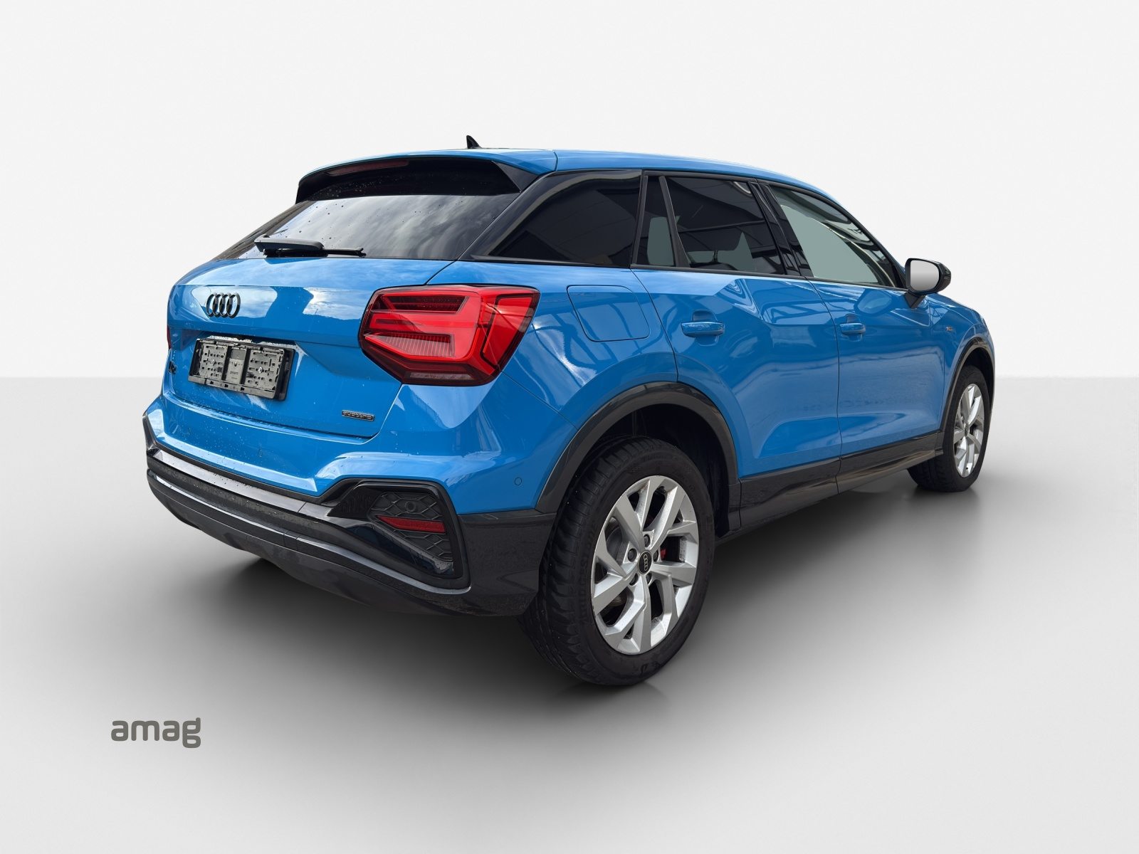 AUDI Q2 40 TFSI S line, Benzin, Occasion / Gebraucht, Automat - 5