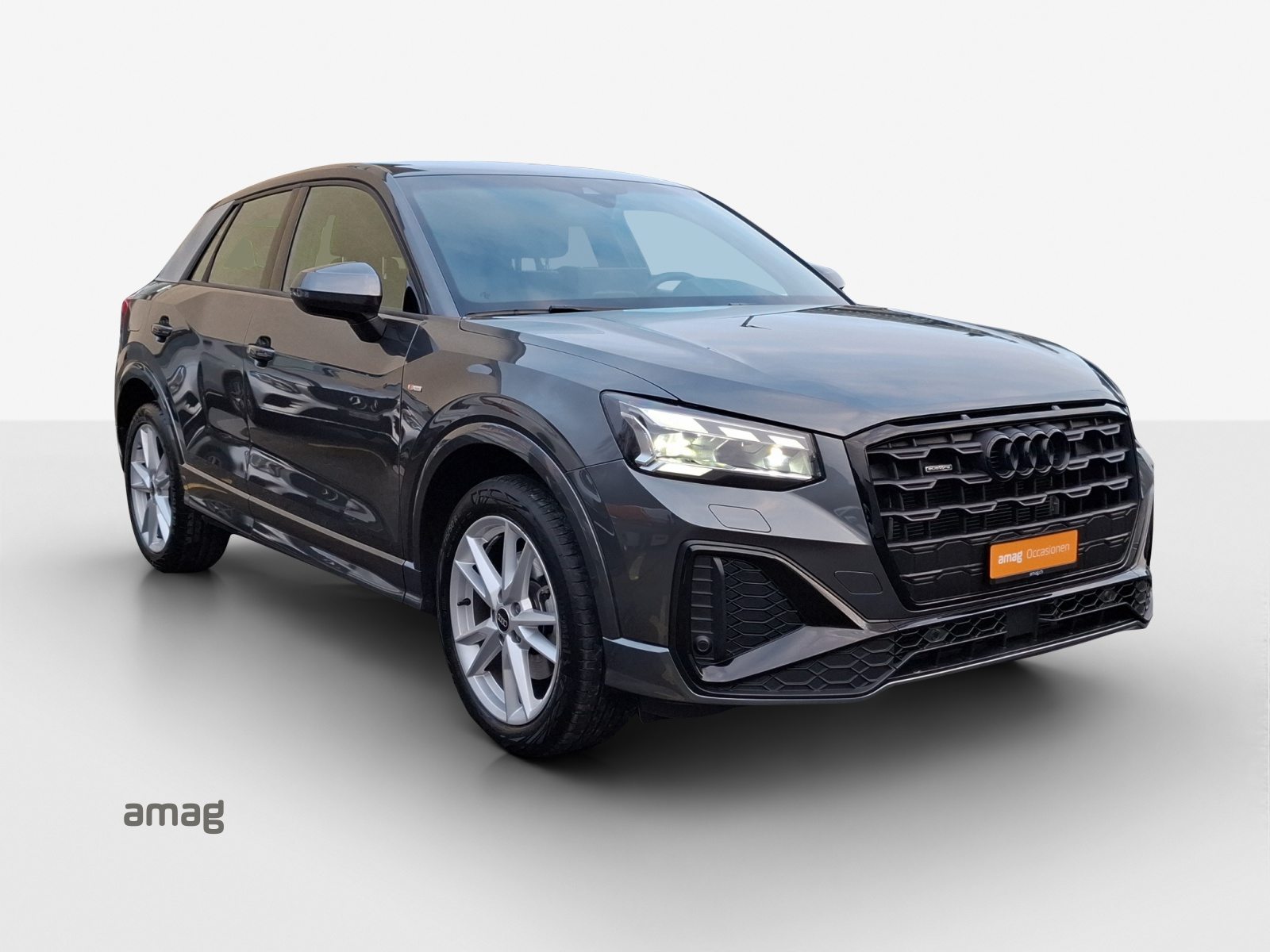 AUDI Q2 40 TFSI S line, Benzin, Occasion / Gebraucht, Automat - 6