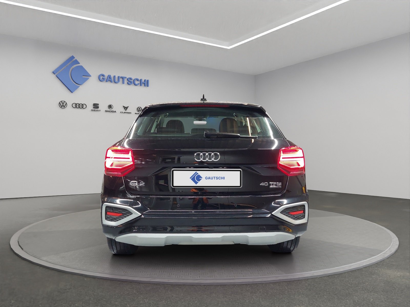 AUDI Q2 40 TFSI advanced Attraction quattro S-tronic, Benzin, Occasion / Gebraucht, Automat - 4