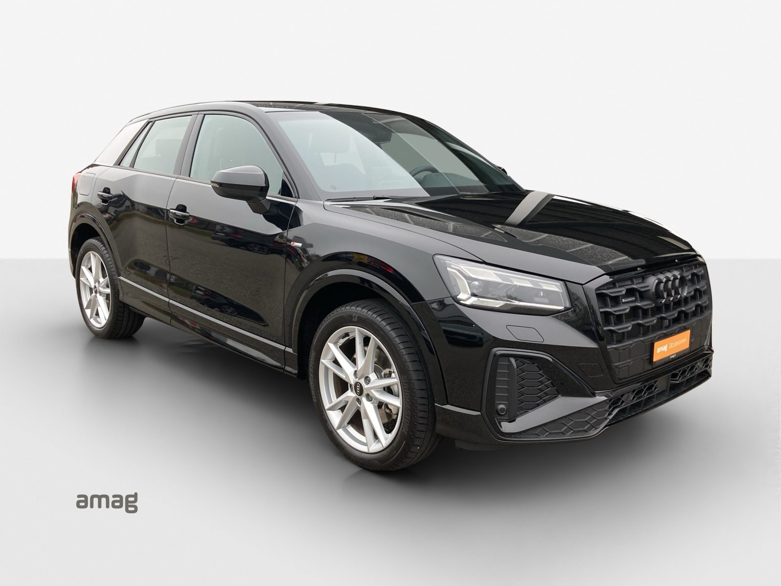 AUDI Q2 40 TFSI S line, Essence, Occasion / Utilisé, Automatique - 6