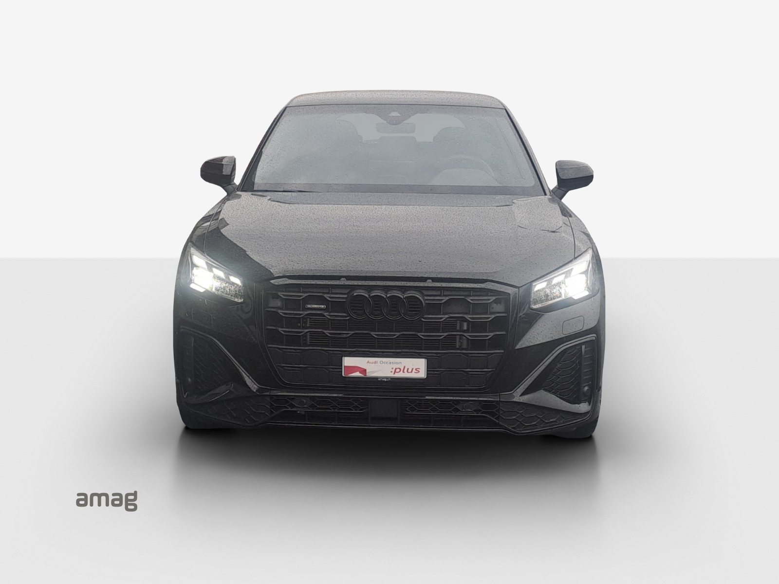 AUDI Q2 40 TFSI S line, Petrol, Second hand / Used, Automatic - 7