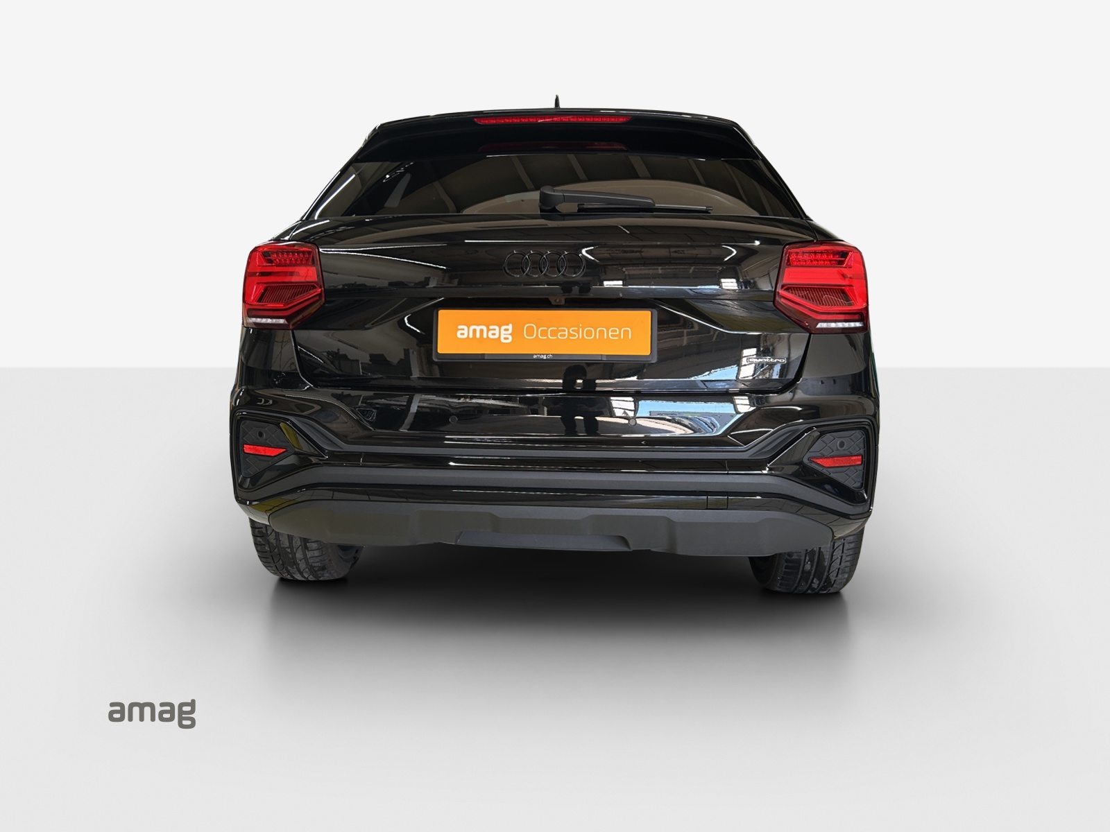 AUDI Q2 40 TFSI S line Attraction, Benzin, Occasion / Gebraucht, Automat - 4
