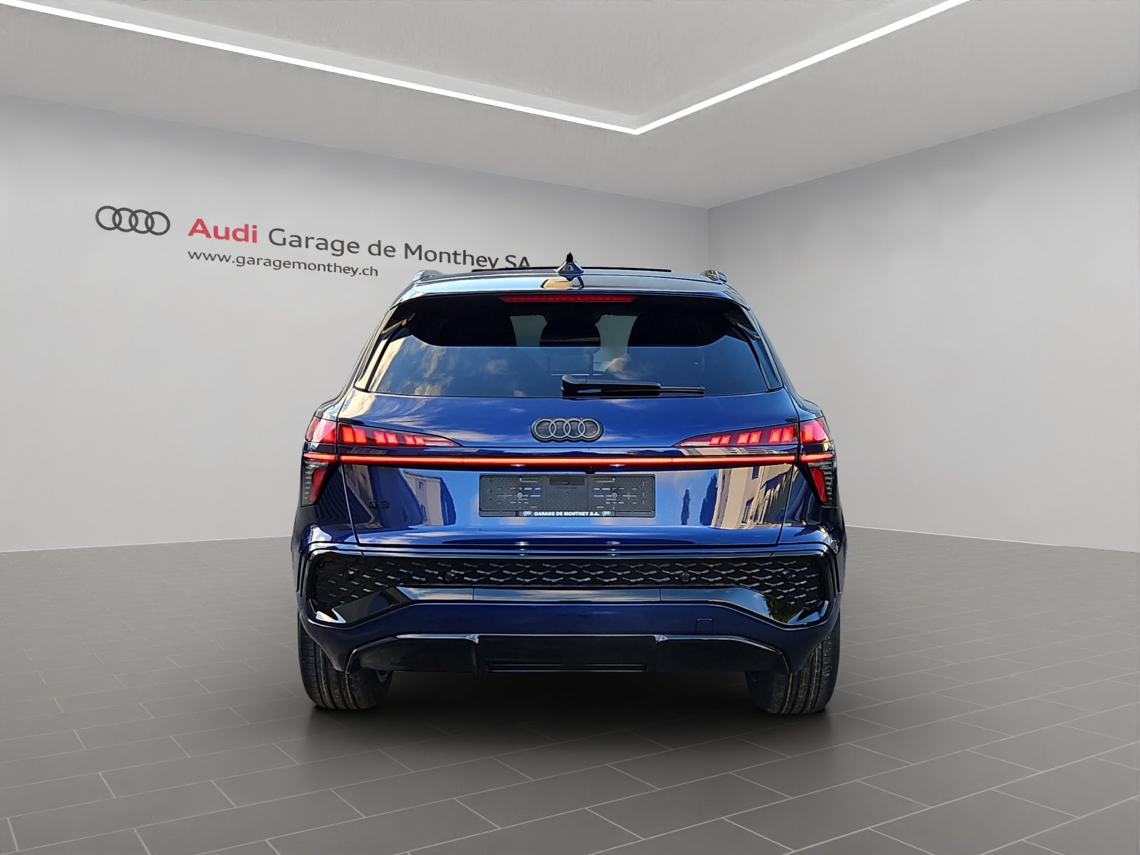 AUDI Q3 SUV 110 kW TFSI S tronic, Essence, Voiture nouvelle, Automatique - 5