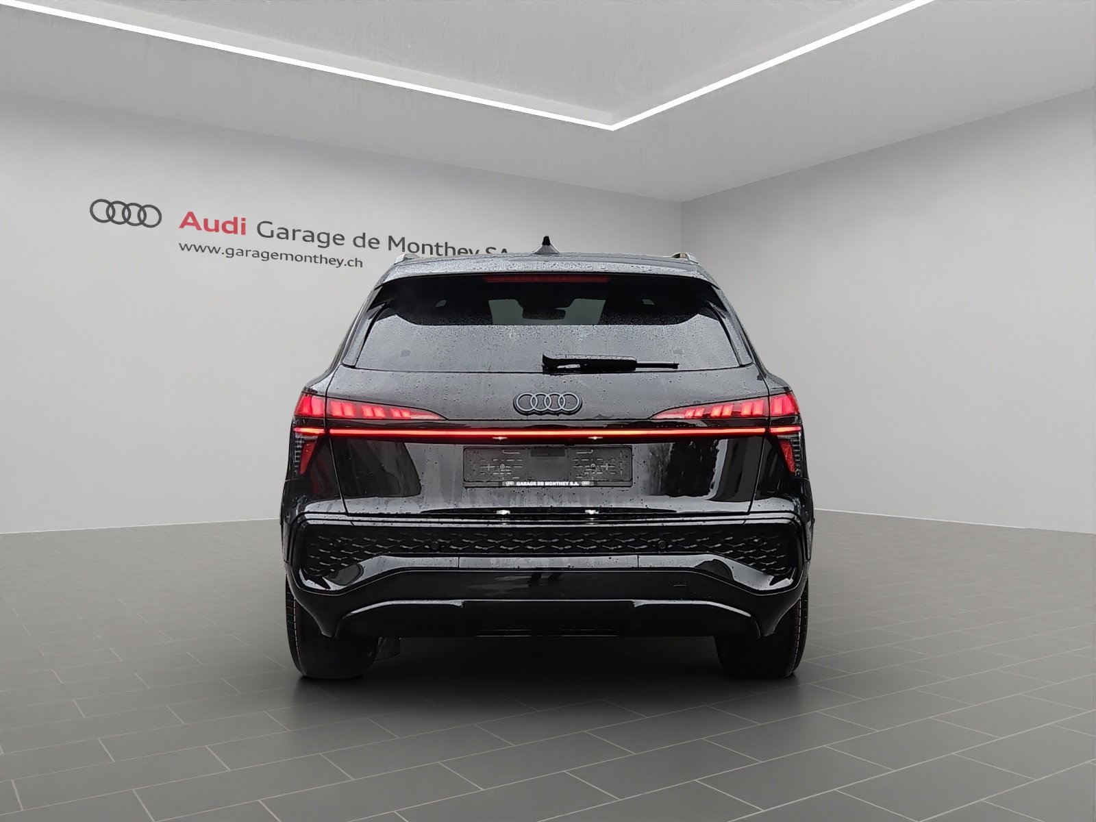 AUDI Q3 SUV 110 kW TFSI S tronic, Petrol, New car, Automatic - 5