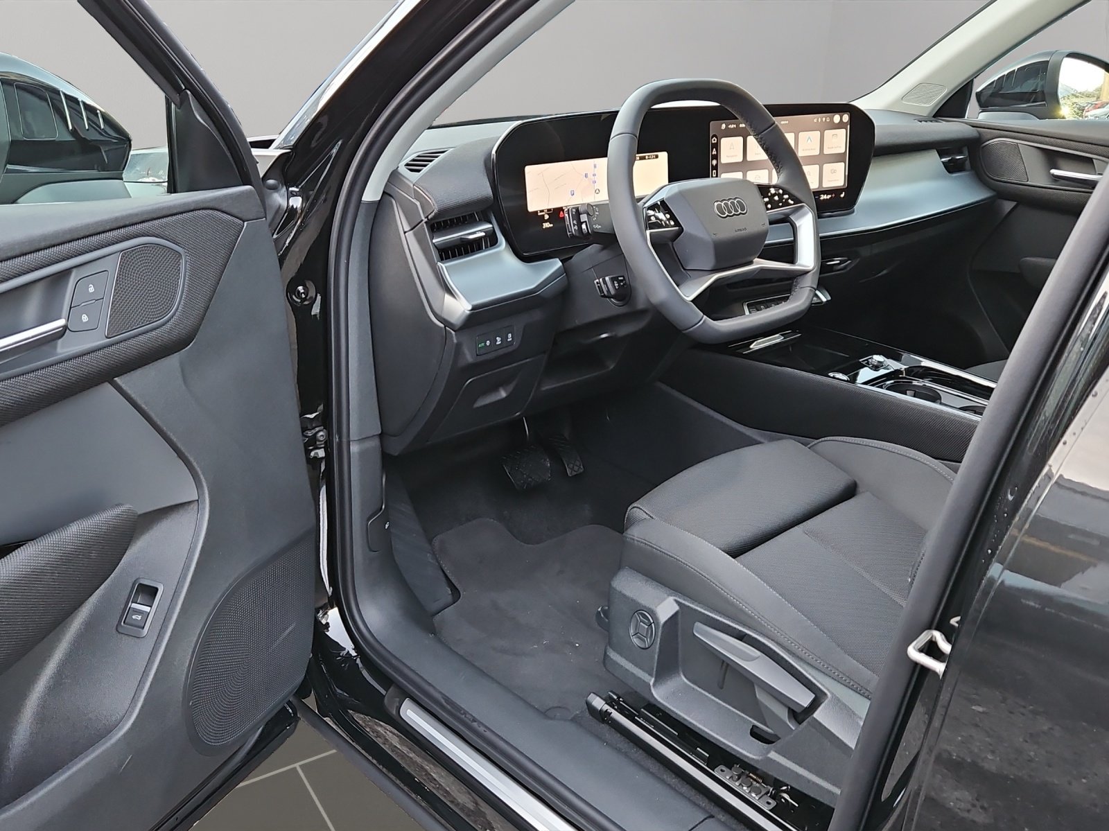 AUDI Q3 SUV 110 kW TFSI S tronic, Benzina, Auto nuove, Automatico - 7