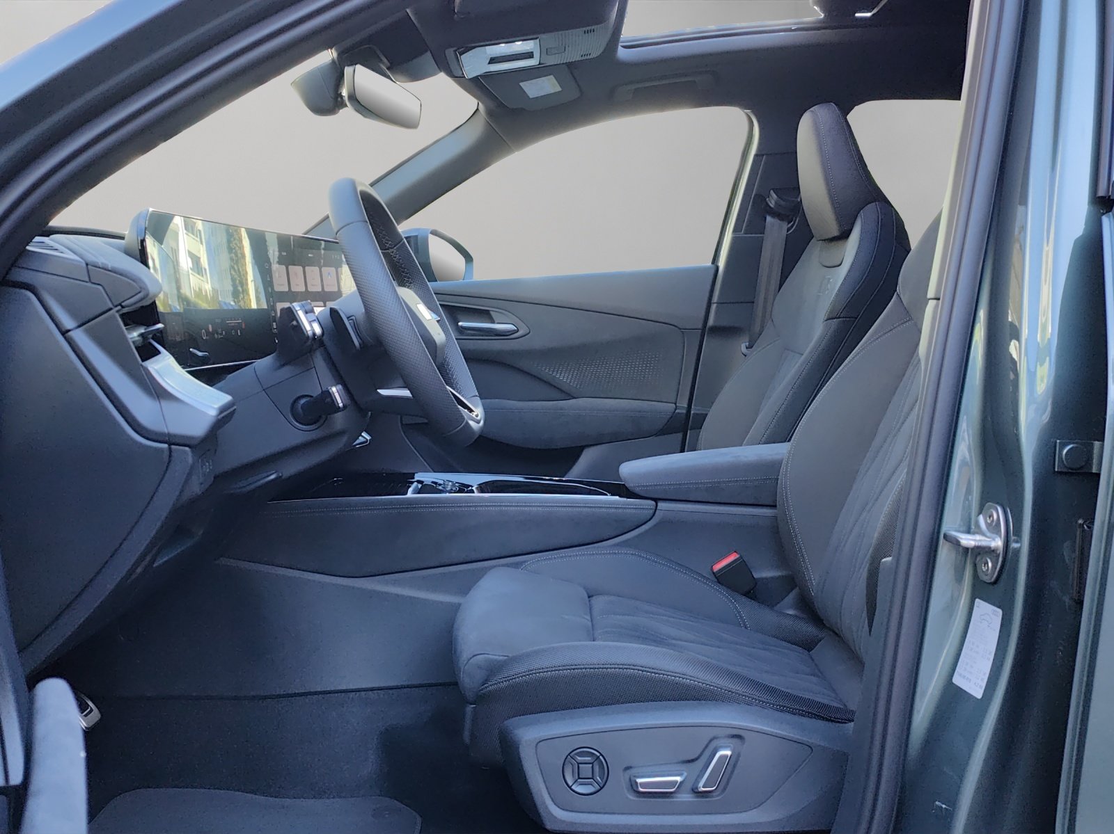 AUDI Q3 SUV TFSI quattro 195 kW S tronic, Petrol, New car, Automatic - 7