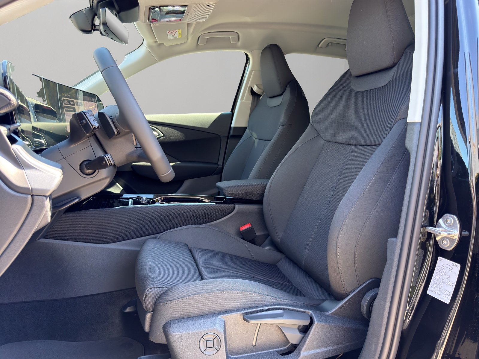 AUDI Q3 SUV TFSI quattro 150 kW S tronic, Benzina, Auto nuove, Automatico - 6