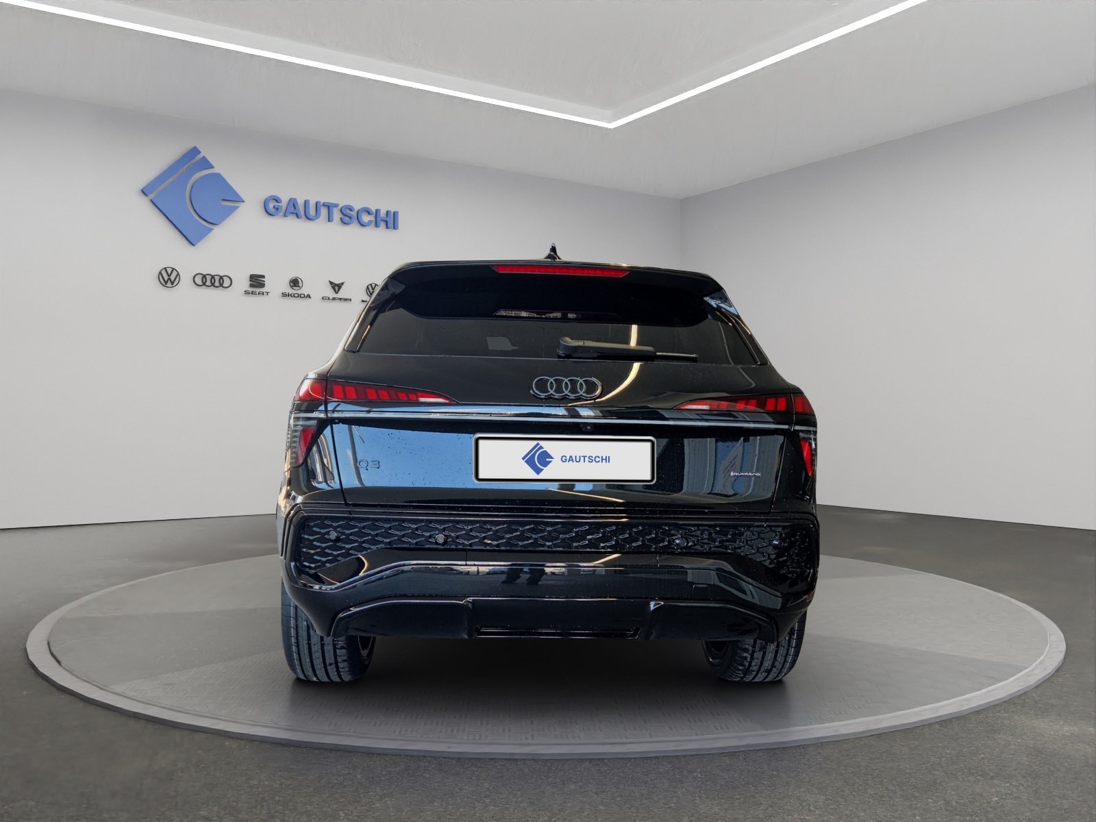 AUDI Q3 SUV TFSI quattro 150 kW S tronic, Benzina, Auto nuove, Automatico - 4