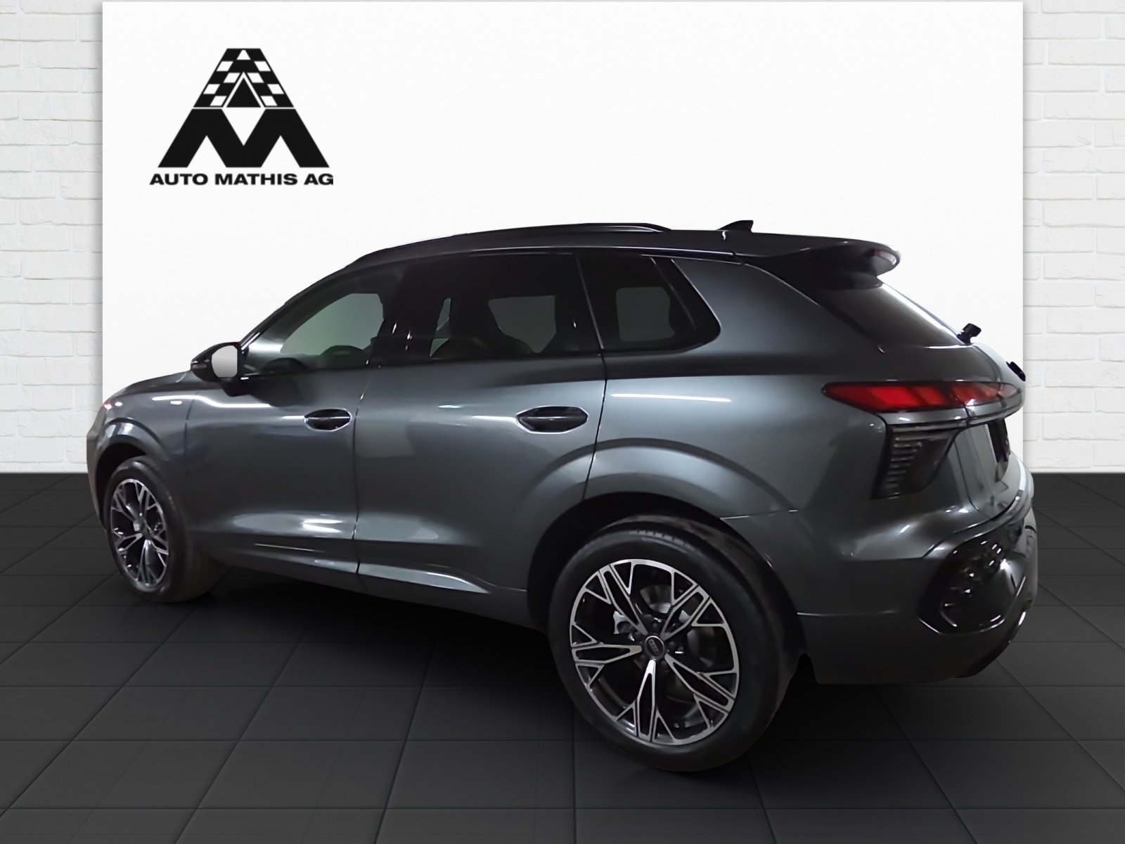 AUDI Q3 SUV TFSI quattro 150 kW S tronic, Essence, Voiture nouvelle, Automatique - 4