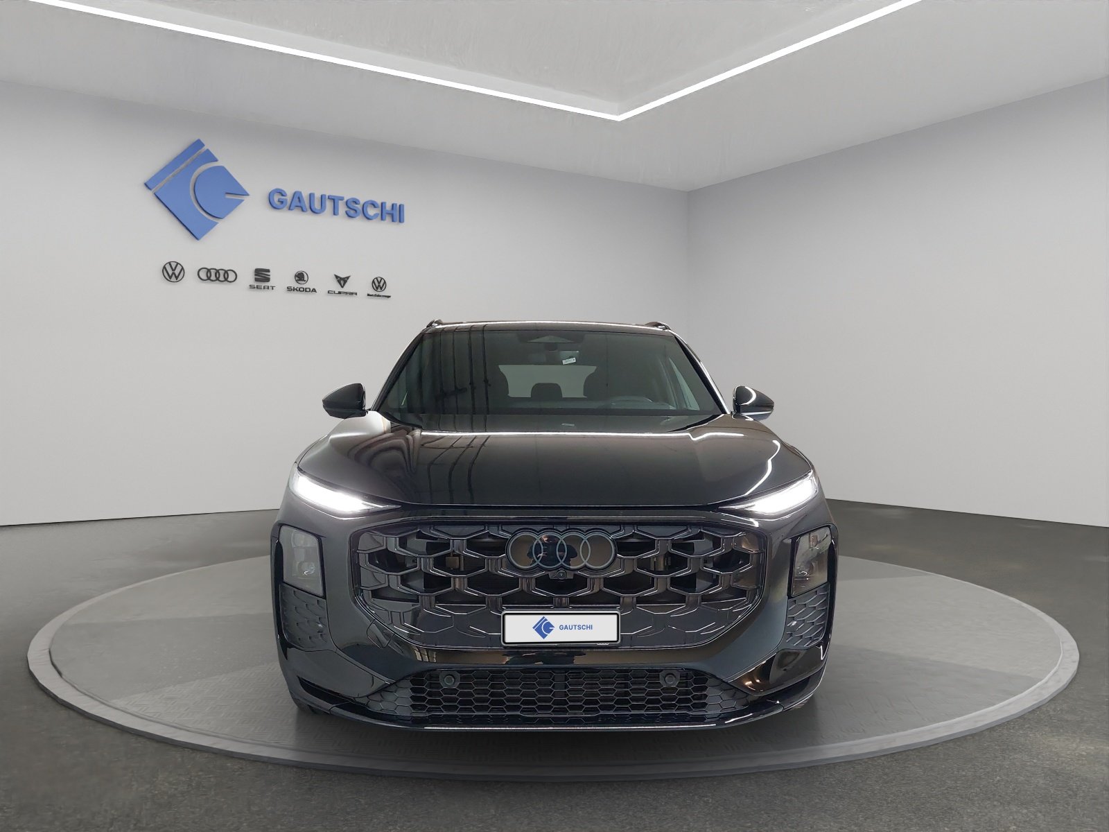 AUDI Q3 SUV TFSI quattro 195 kW S tronic, Petrol, New car, Automatic - 5