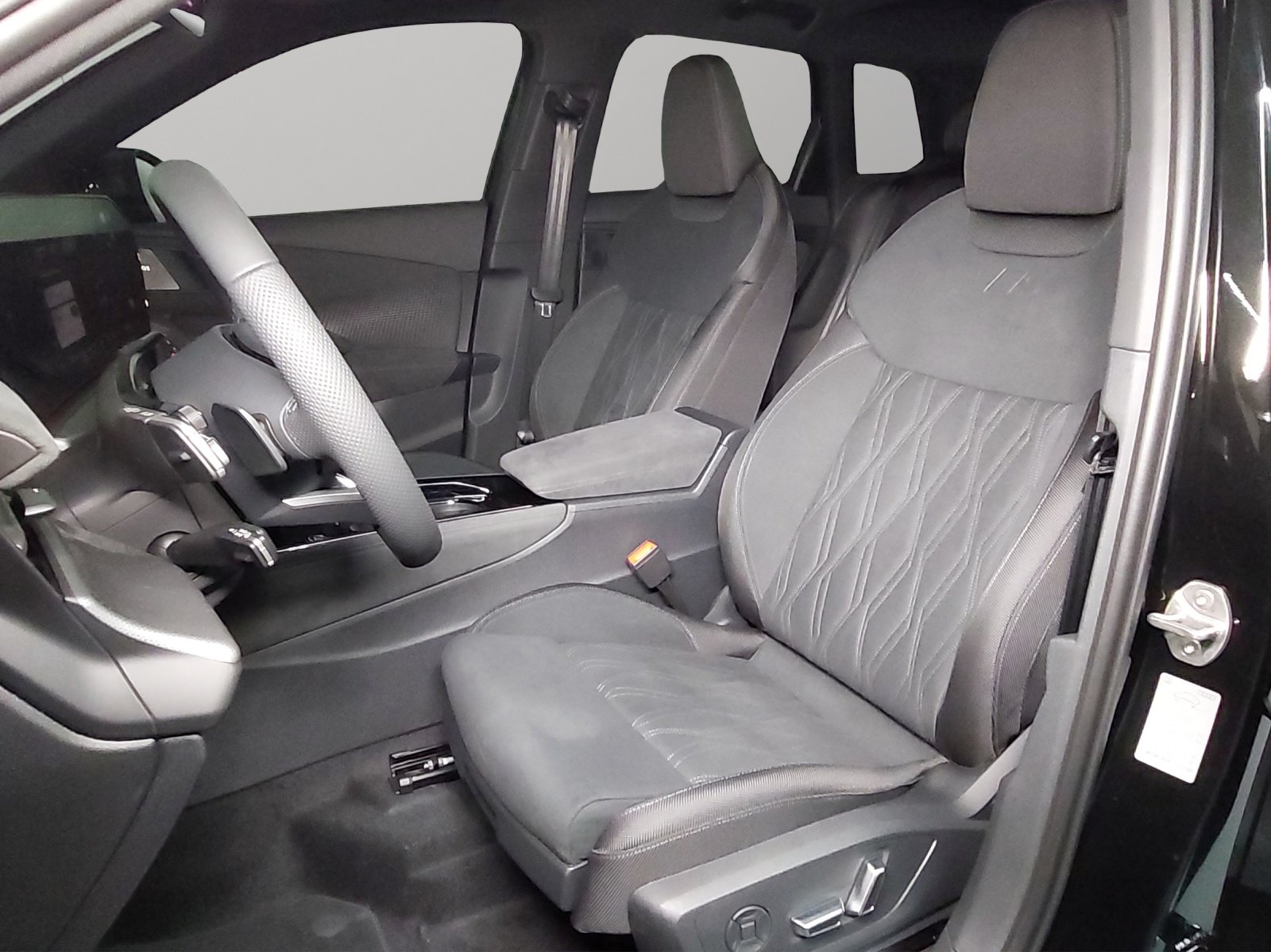 AUDI Q3 SUV TFSI quattro 195 kW S tronic, Petrol, New car, Automatic - 6