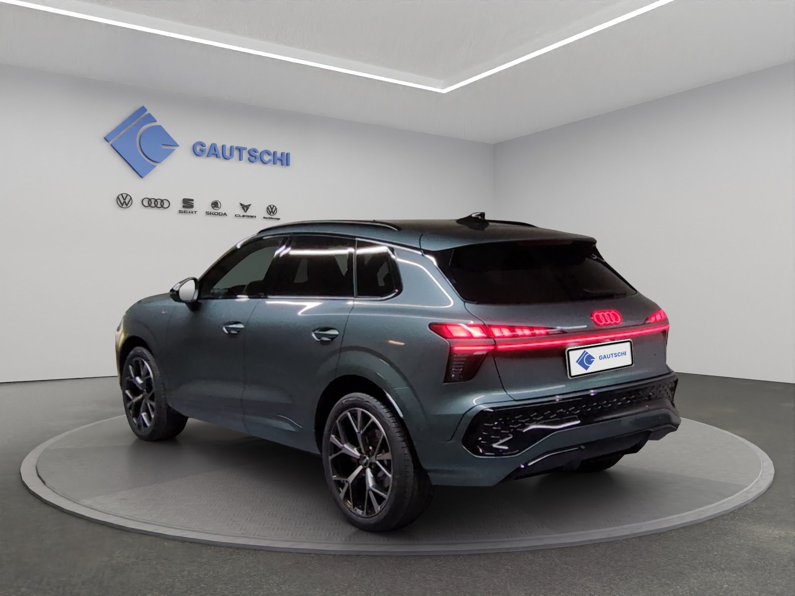 AUDI Q3 SUV TFSI quattro 195 kW S tronic, Essence, Voiture nouvelle, Automatique - 3