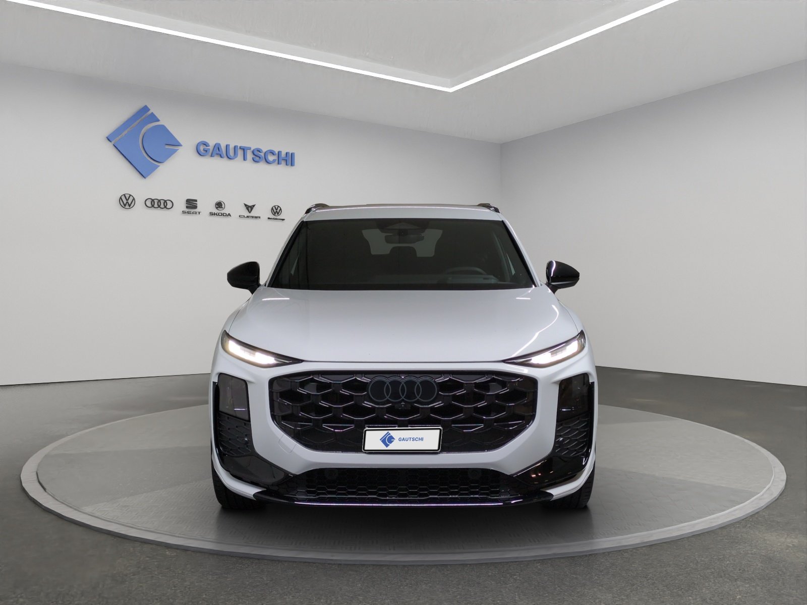 AUDI Q3 SUV TFSI quattro 195 kW S tronic, Petrol, New car, Automatic - 5