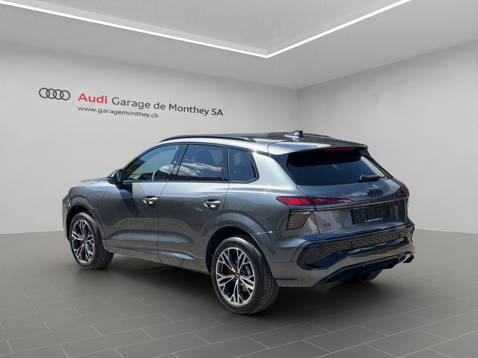 AUDI Q3 SUV e-hybrid 200 kW S tronig, Plug-in-Hybrid Benzin/Elektro, Neuwagen, Automatik - 4