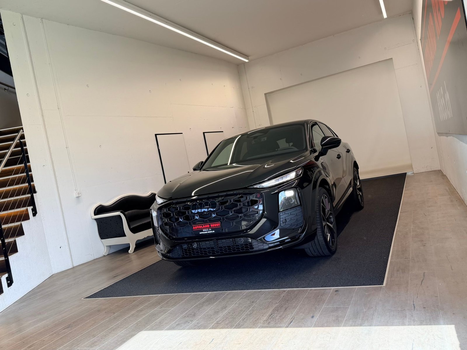 AUDI Q3 Sportback e-hybrid 200 kW S tronig, Hybride Rechargeable Essence/Électricité, Voiture nouvelle, Automatique - 3