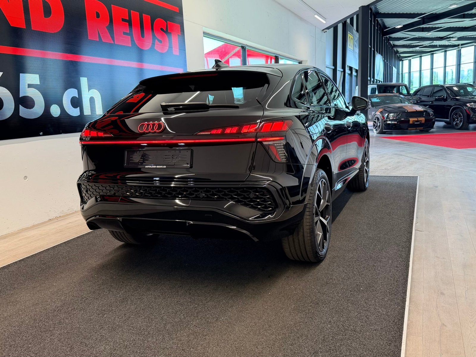 AUDI Q3 Sportback e-hybrid 200 kW S tronig, Hybride Rechargeable Essence/Électricité, Voiture nouvelle, Automatique - 7