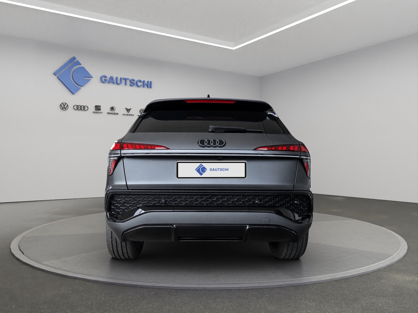 AUDI Q3 SUV 110 kW TFSI S tronic, Essence, Voiture nouvelle, Automatique - 4