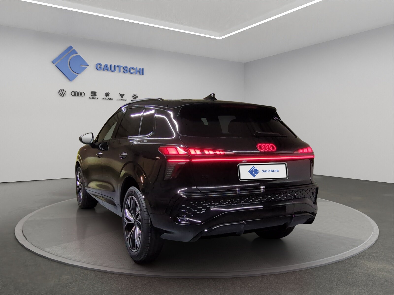 AUDI Q3 SUV 110 kW TFSI S tronic, Benzin, Neuwagen, Automatik - 3