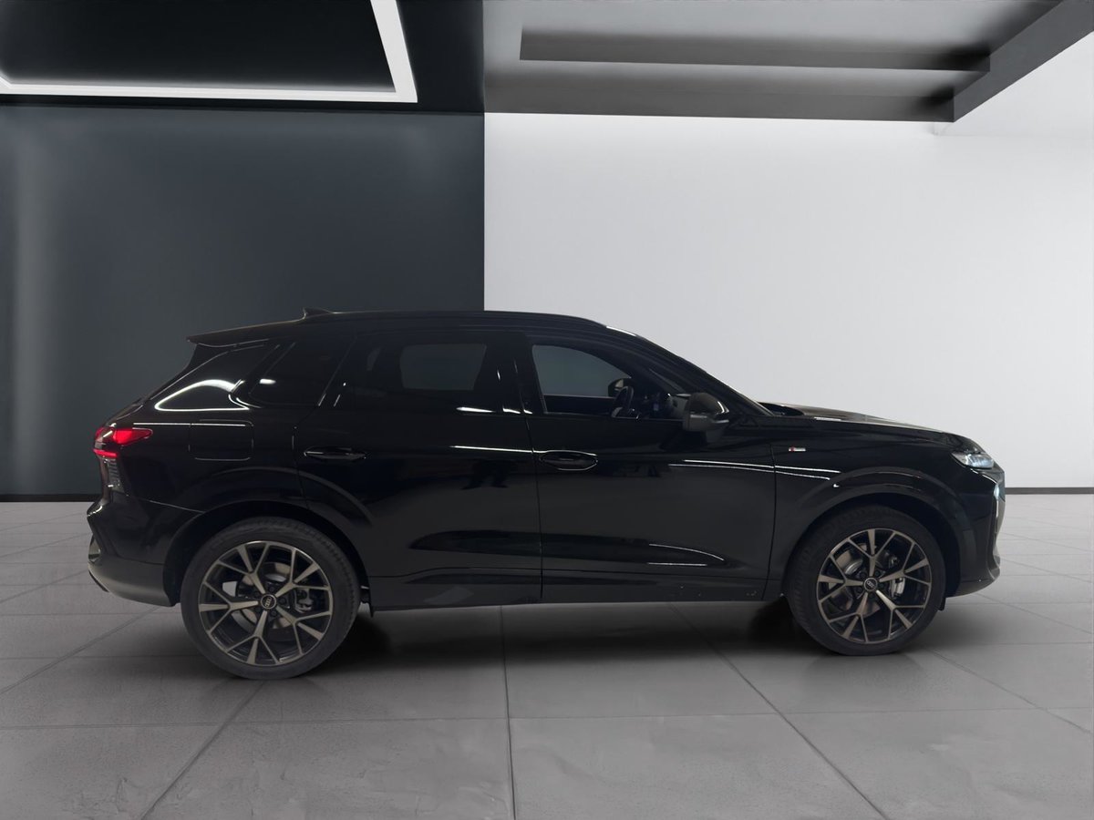AUDI Q3 SUV TFSI quattro 150 kW S tronic S line, Mild-Hybrid Petrol/Electric, Second hand / Used, Automatic - 3