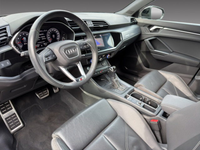 AUDI Q3 40 TFSI S line quattro, Occasion / Gebraucht, Automatik - 6