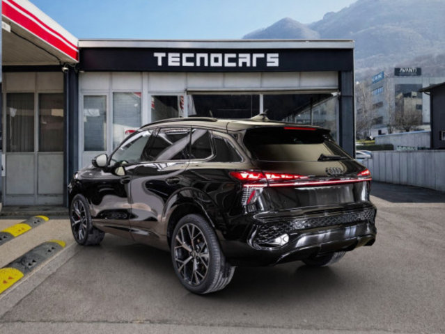 AUDI Q3 SUV 110 kW TFSI, Essence, Occasion / Utilisé, Automatique - 3